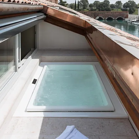 Hotel Pavillon *