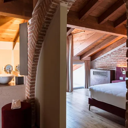 Hotel Pavillon *