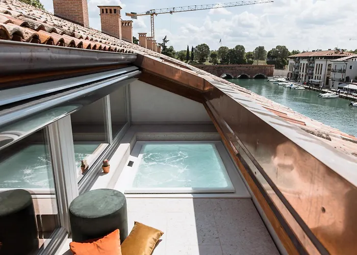 Pavillon * Peschiera del Garda