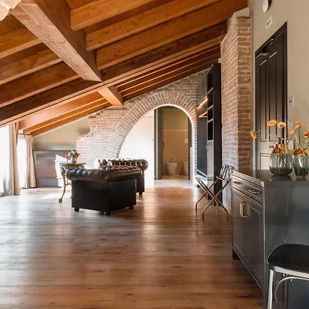 Pavillon * Peschiera del Garda