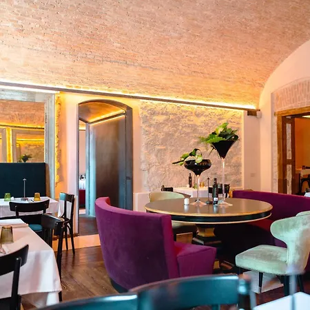 Pavillon * Peschiera del Garda