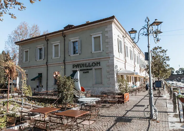 Pavillon Hotel