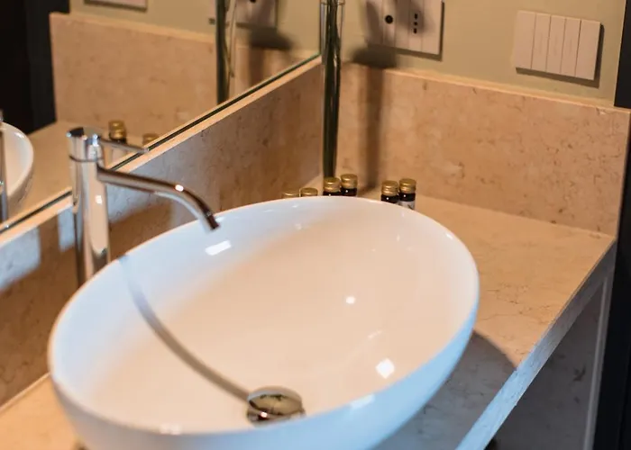 Pavillon Отель *