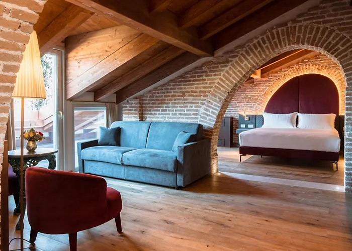 Pavillon * Пескьера-дель-Гарда