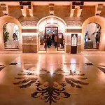 Pavillon Hotell